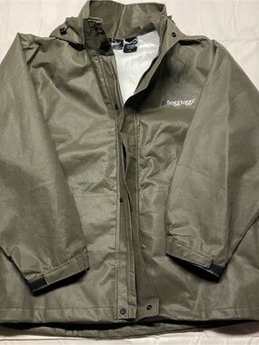 frogg toggs Men's Olive Green Waterproof Jacket